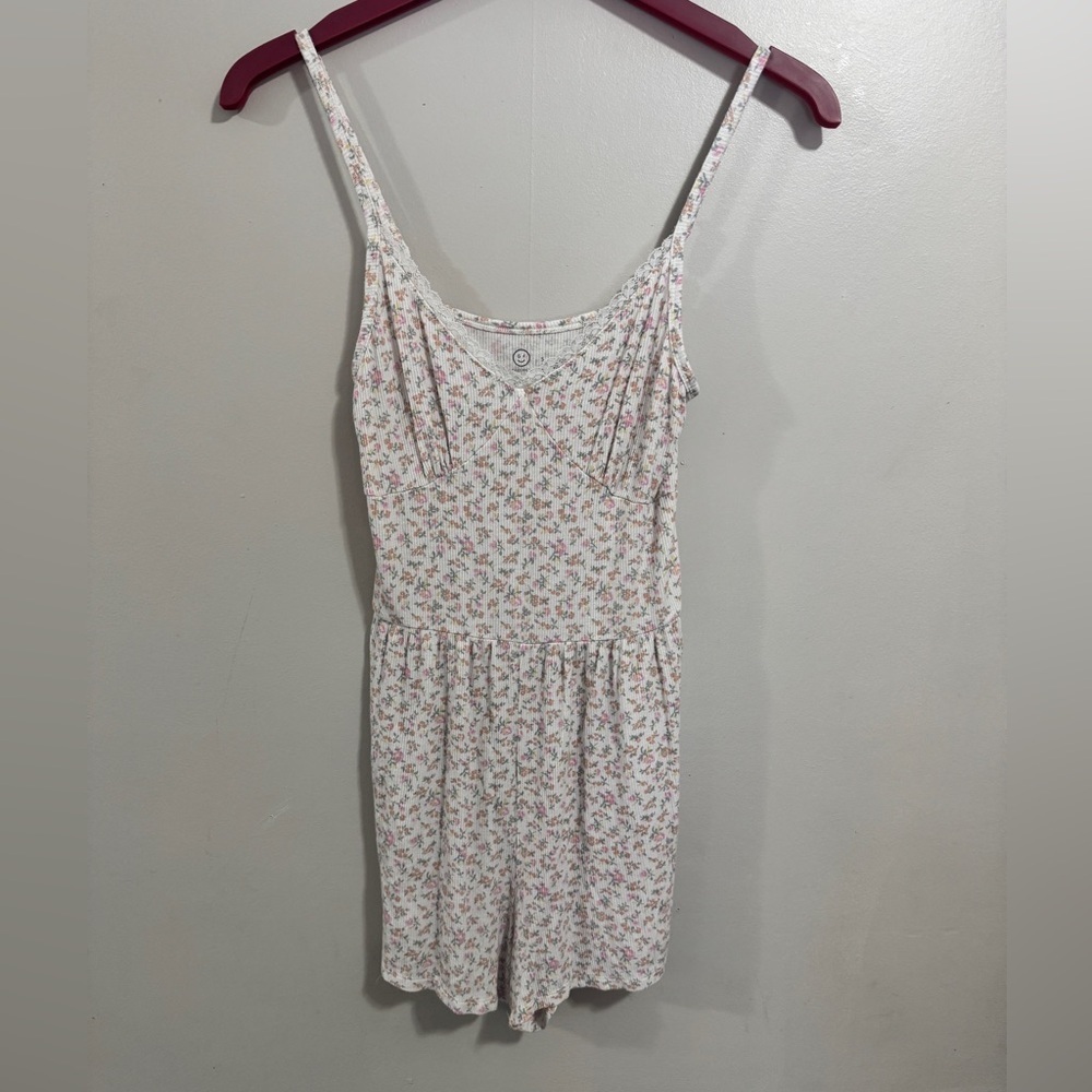 Gilly Hicks Ribbed Sleepwear Romper Woman’s Size Small
